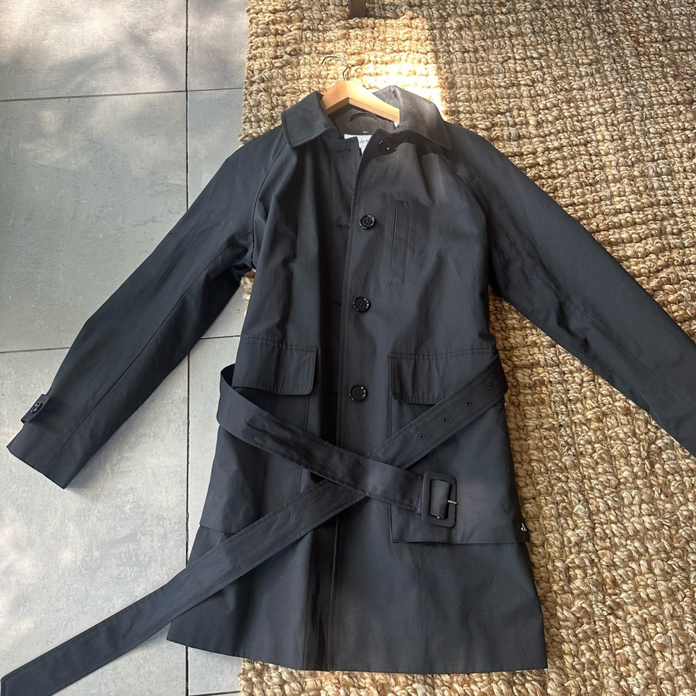 Calvin Klein single breast trench coat. Black. Size small.